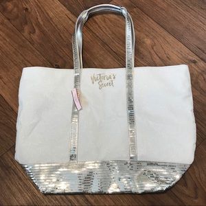 NWT Victoria’s Secret Large Glitzy Sequin Tote